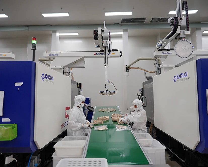 การฉีดขึ้นรูปพลาสติก (OEM / ODM)